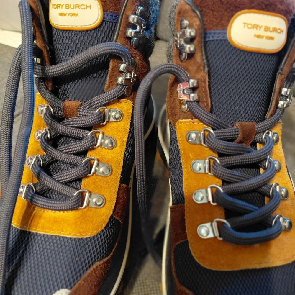 Women's Tory Burch Winter & Rain Boots 8.5 Brown Navy Hiking Style
